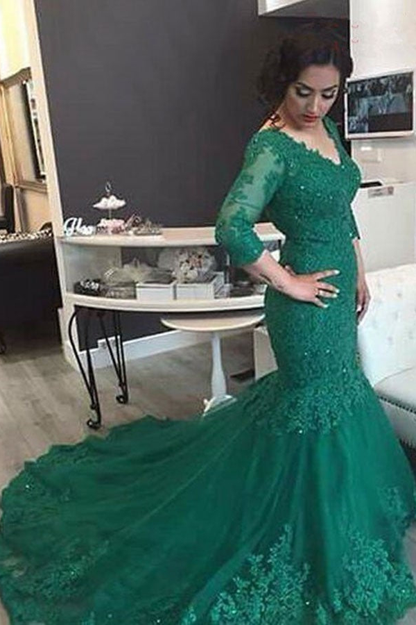 Oknass 3/4 Sleeves Mermaid Prom Dress Emerald V-Neck With Lace Appliques