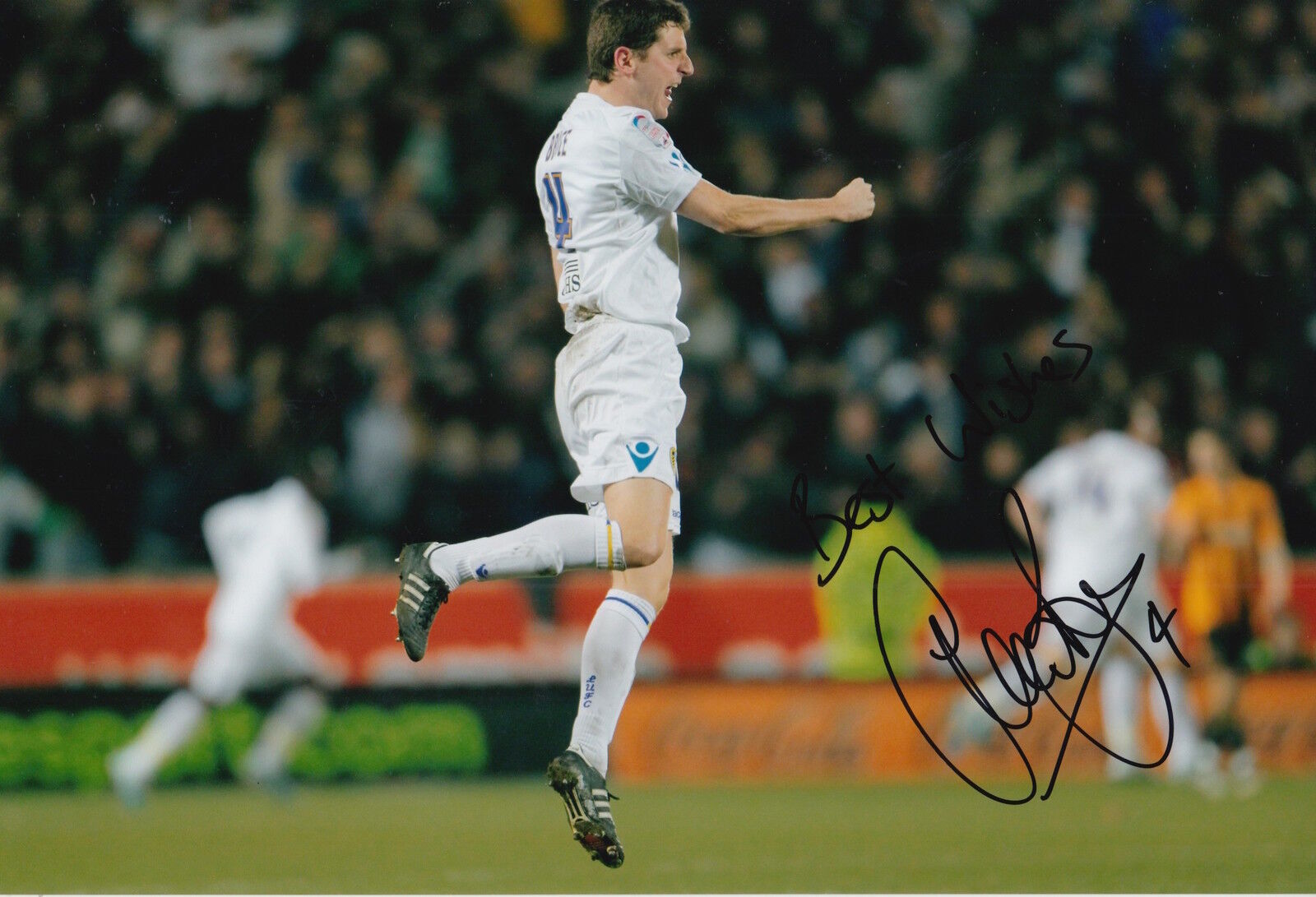 LEEDS UNITED HAND SIGNED ALEX BRUCE 12X8 Photo Poster painting 1.