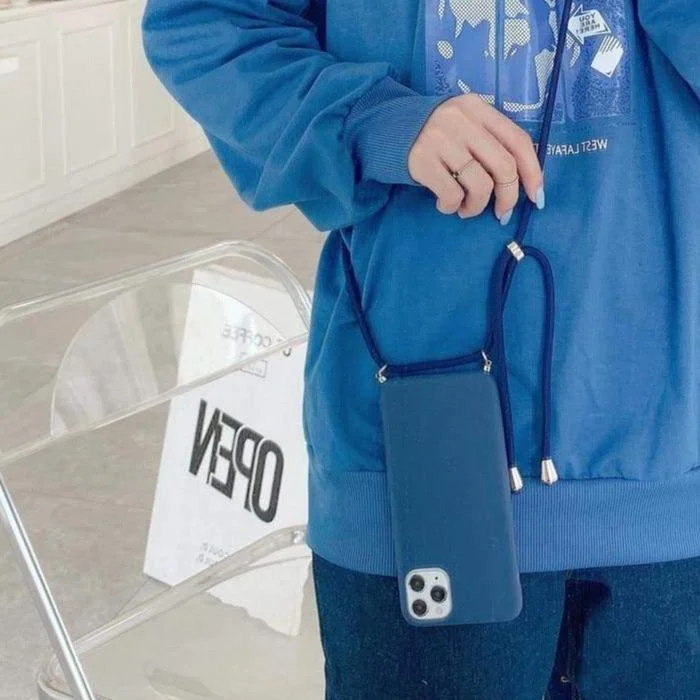 Strapify Classic - Crossbody Strap for the iPhone