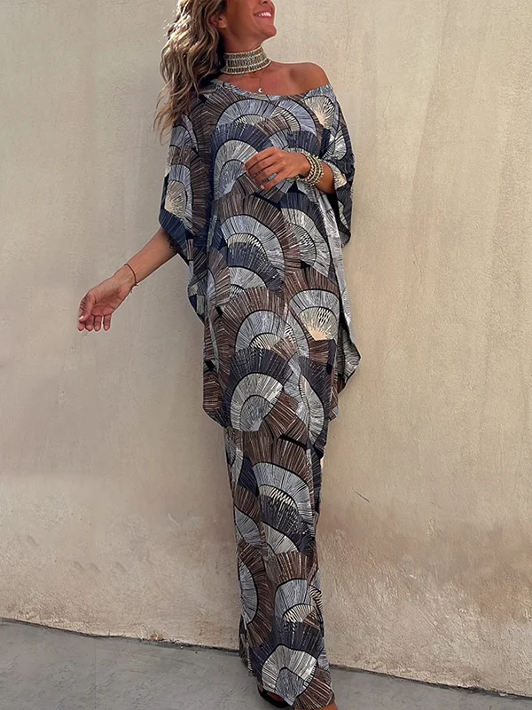 Printed Pleated Contrast Color Batwing Sleeves Maxi Dresses