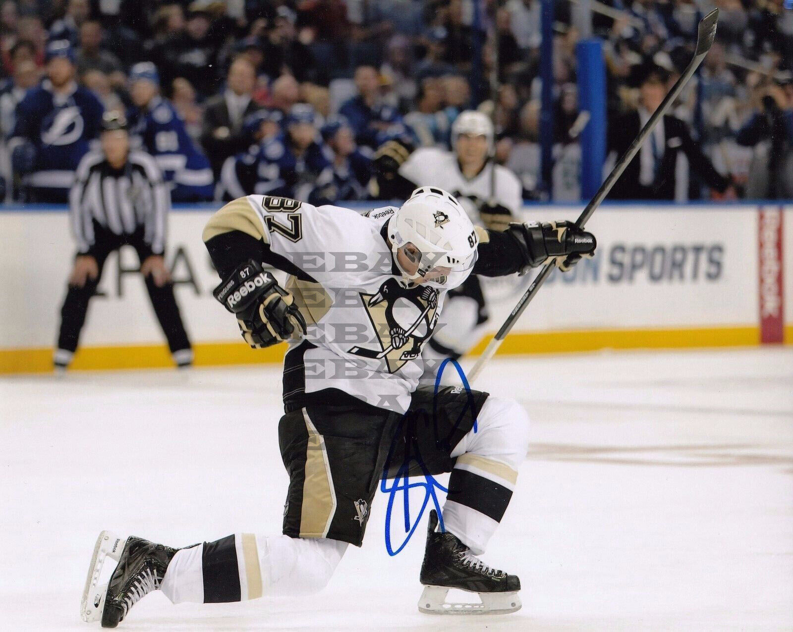 Pittsburgh Penguins Sidney Crosby Signed Autographed 8x10 Photo Poster painting Reprint