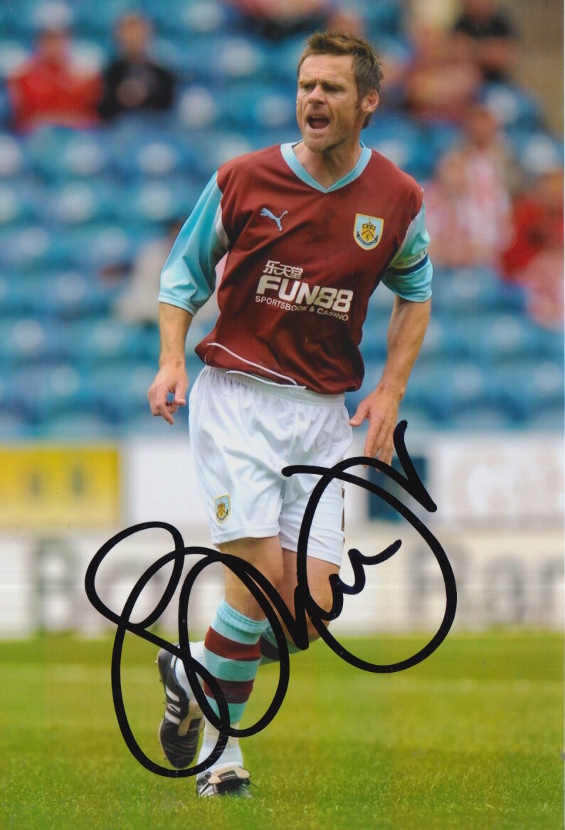 BURNLEY HAND SIGNED GRAHAM ALEXANDER 6X4 Photo Poster painting 3.