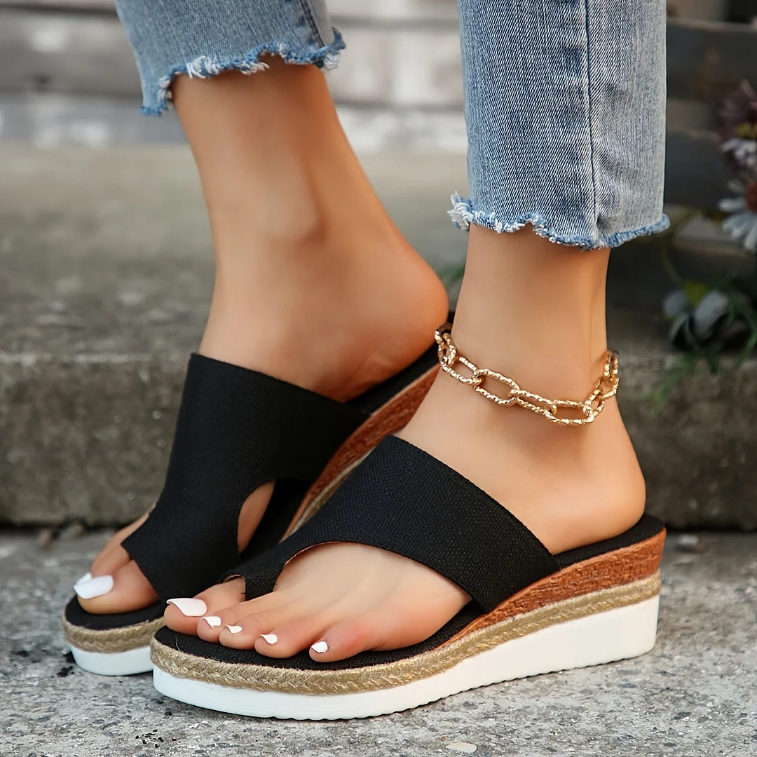 Simple and breathable orthopedic Sandals
