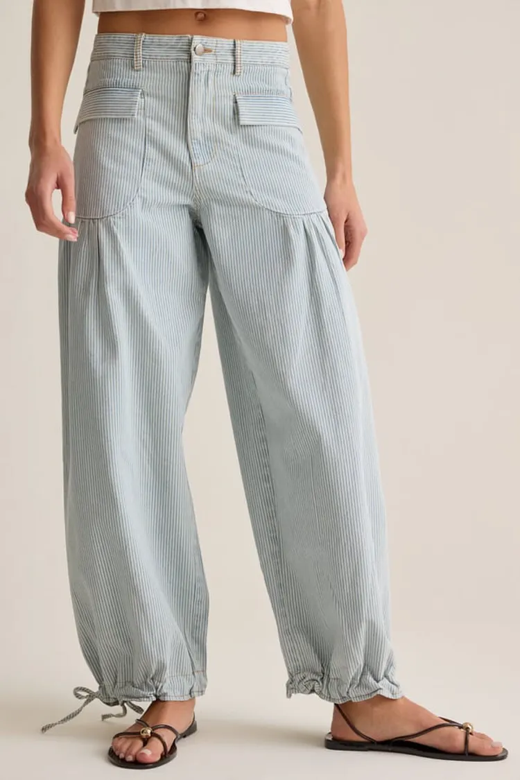 Women Vertical Stitched Pocket Casual Wide Leg Jeans