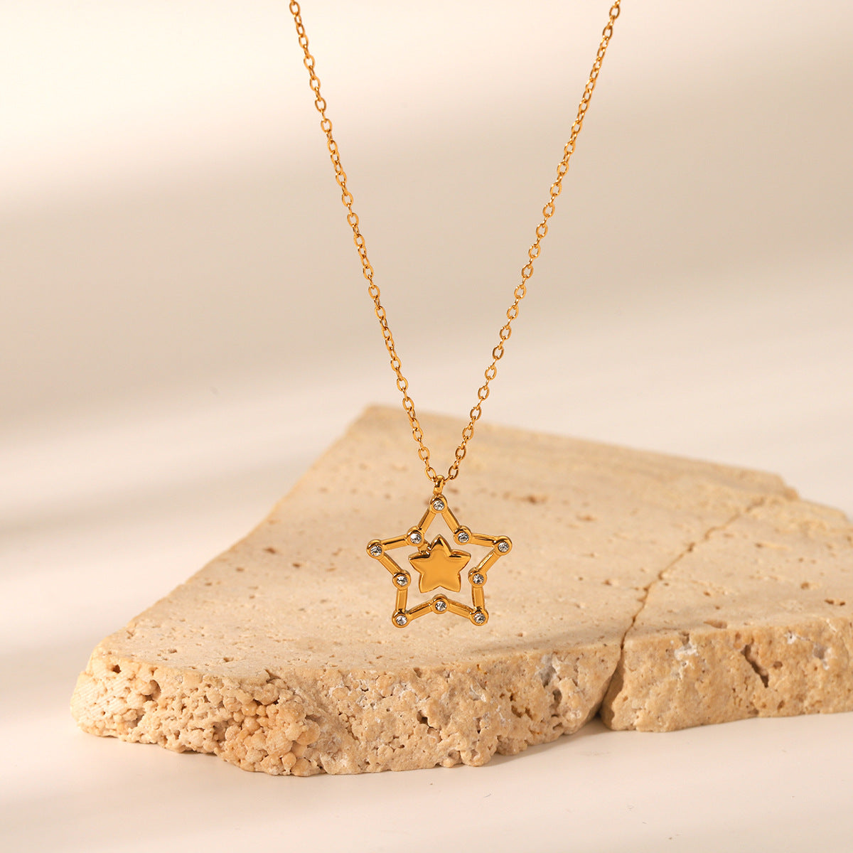 Stainless Steel Hollow Five-Pointed Star Diamond Pendant Necklace Female Titanium Steel Neck Chain Clavicle Chain