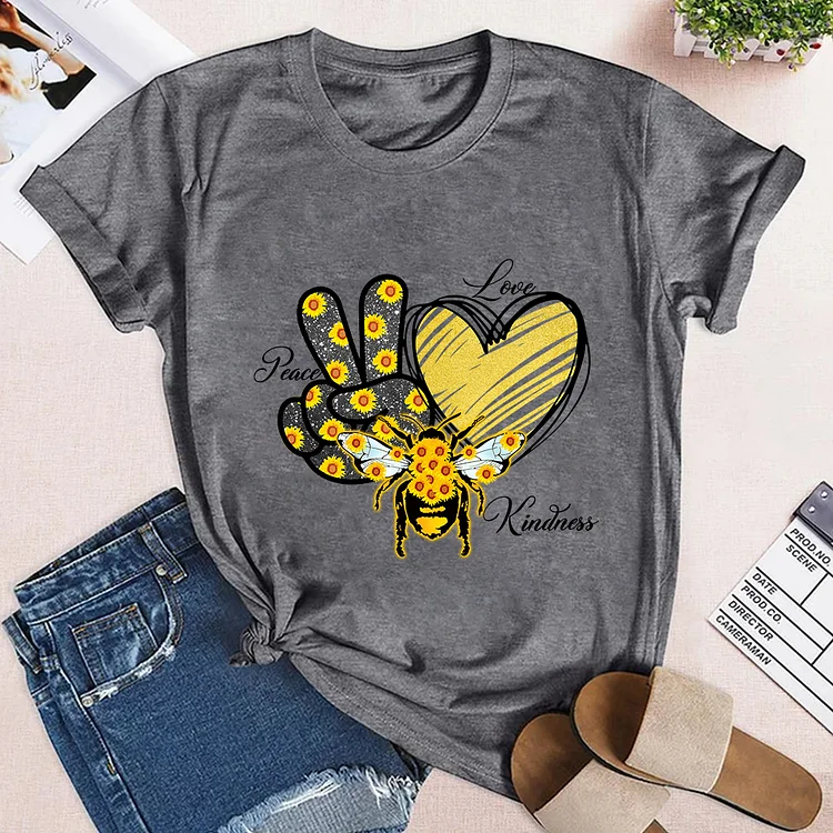 Gesture Bee Love Theme Neck T-shirt-Annaletters