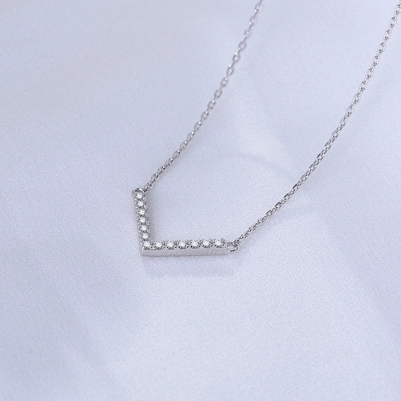 925 Sterling Silver Rhinestones Cable Chain Plating V Shape Necklace