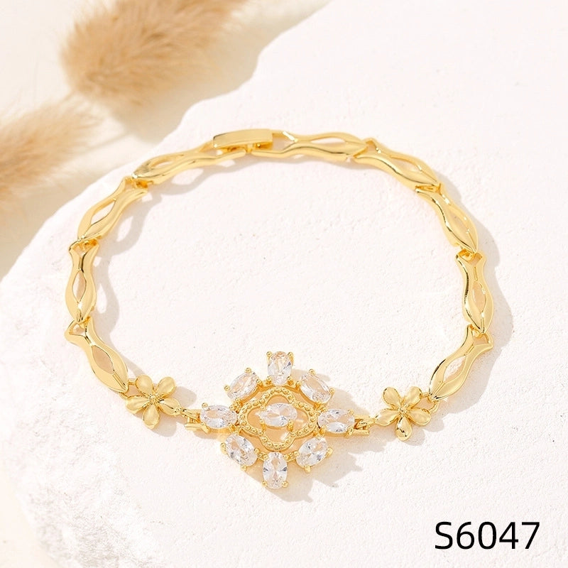 Minimalist Flower Copper Inlay Zircon Bracelets