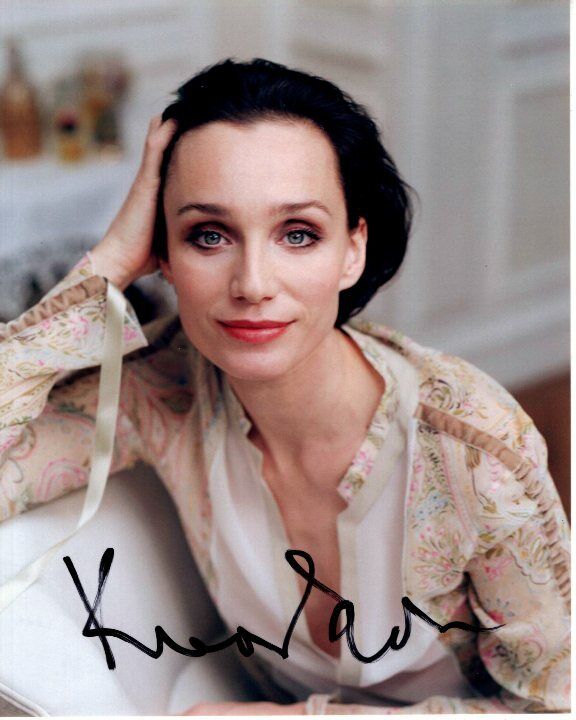 KRISTIN SCOTT THOMAS signed autographed 8x10 Photo Poster painting ( THE ENGLISH PATIENT )