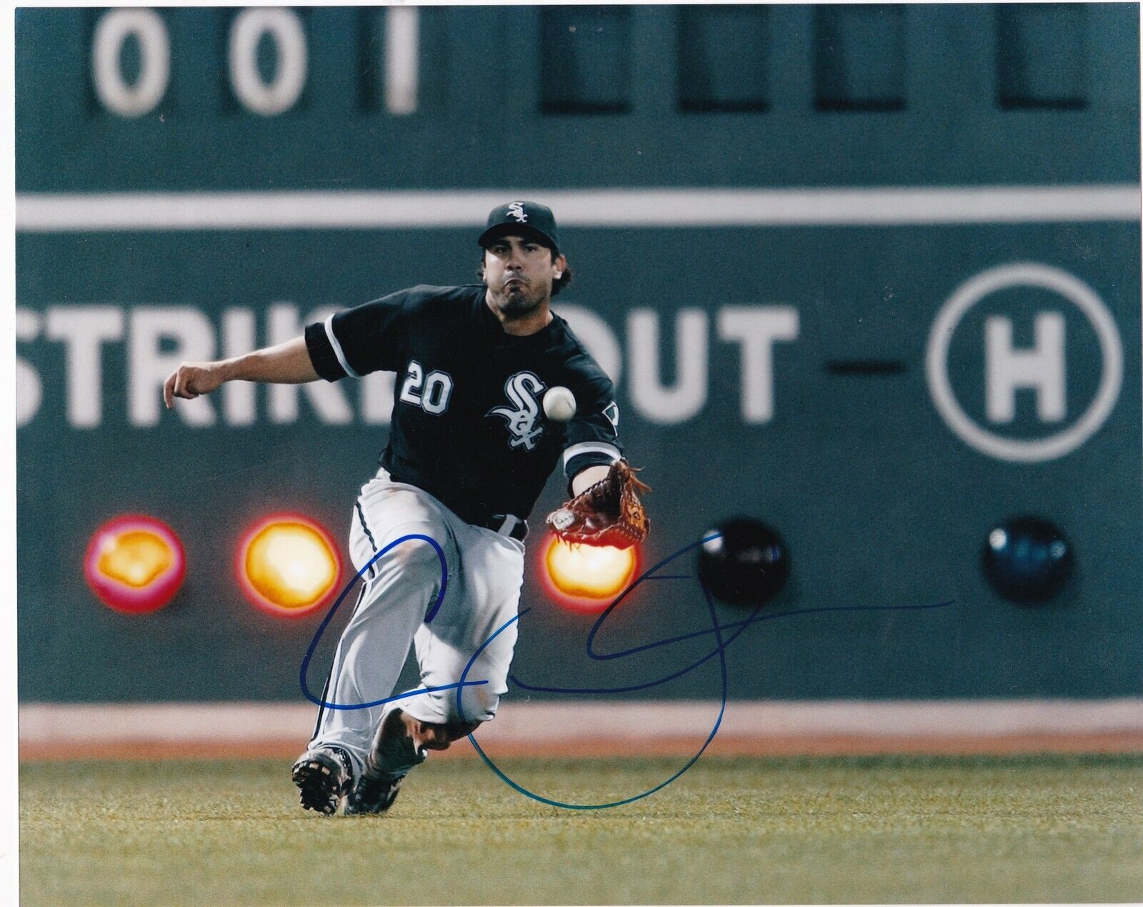 CARLOS QUENTIN CHICAGO WHITE SOX ACTION SIGNED 8x10