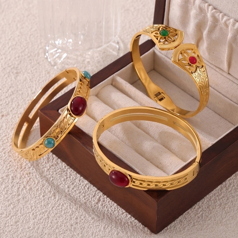 Retro Minimalist Round 304 Stainless Steel 18K Gold Plated Natural Stone Bangle In Bulk