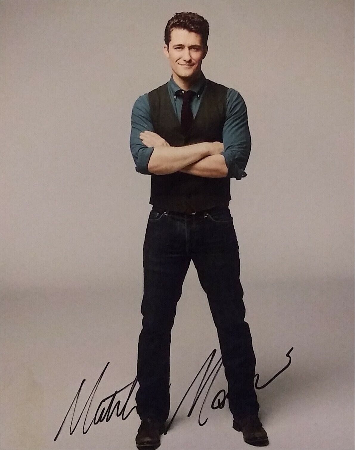 Matthew Morrison signed 8 x 10