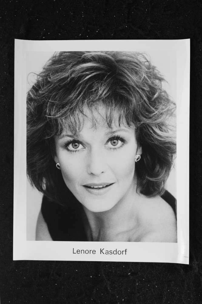 Lenore Kasdorf - 8x10 Headshot Photo Poster painting w/ Resume - B & B