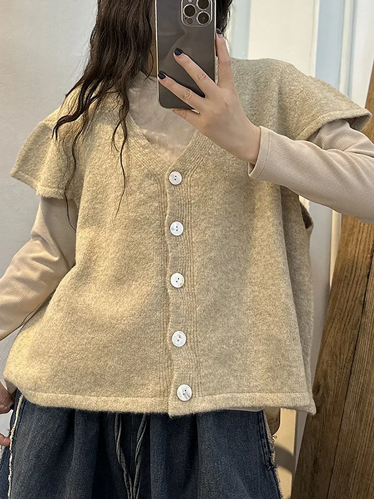 Women Artsy Knitted Button Solid Sleeve Vest