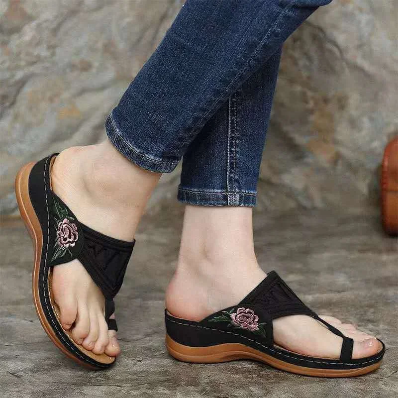 Women Sandals Summer Shoes For Women Flat Flower Sandals Lady PU Roman Embroidery Shoes 2021 Leather Slides Woman Soulier Femme