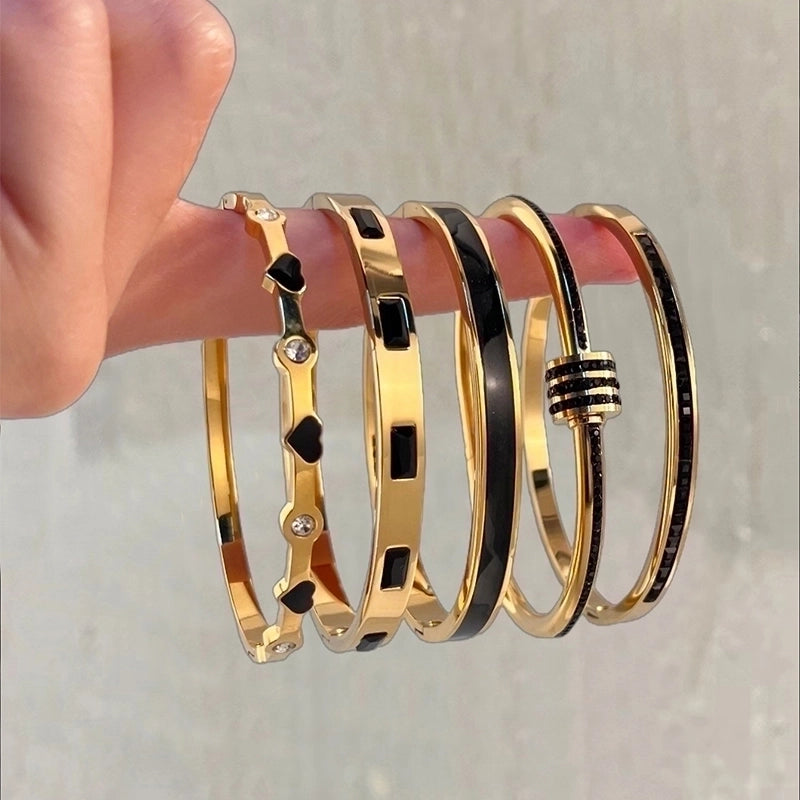 Casual Minimalist Classic Style Heart Shape 304 Stainless Steel Bangle In Bulk