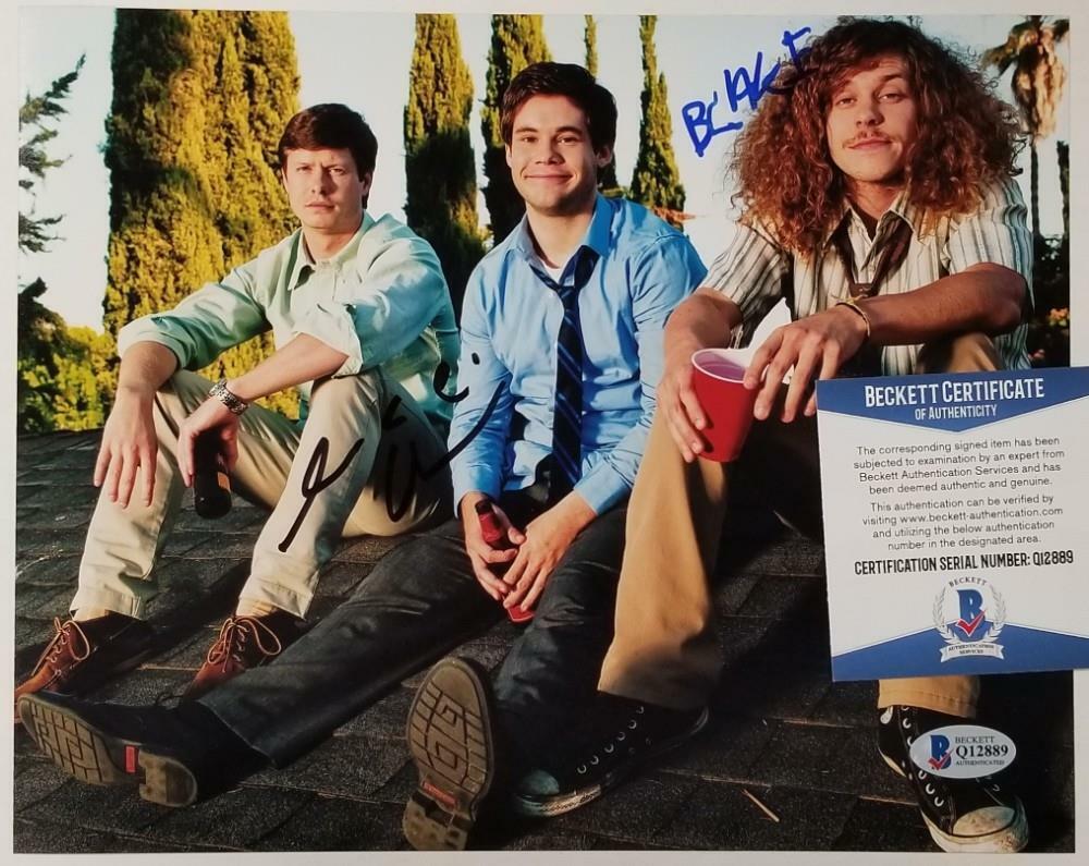 Blake Anderson & Anders Holm signed Workaholics 8x10 Photo Poster painting Q12889 ~ BAS COA