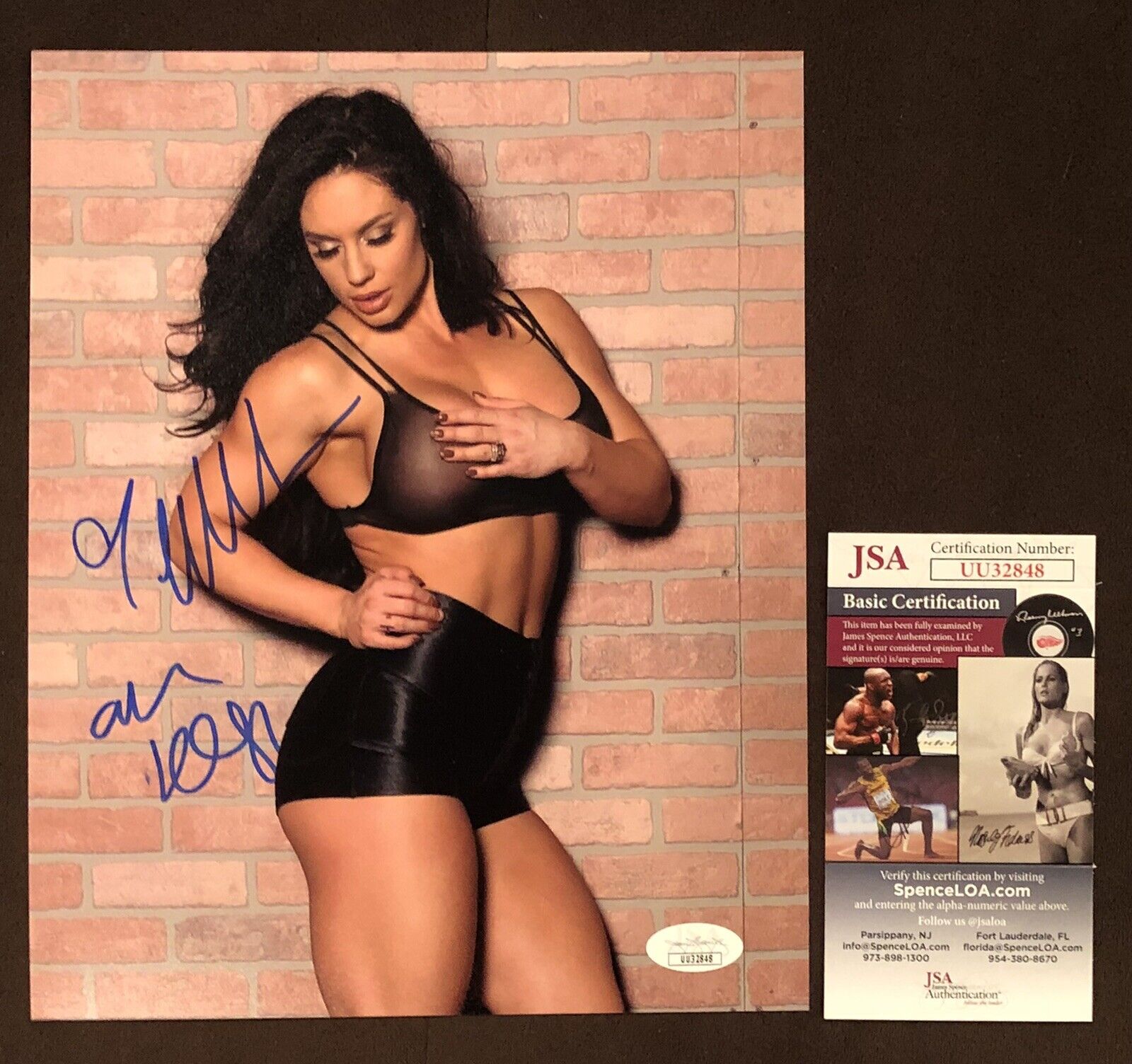 Celeste Bonin Kaitlyn SIGNED 8X10 Photo Poster painting Autograph Sexy Fitness Model ??WWE Diva