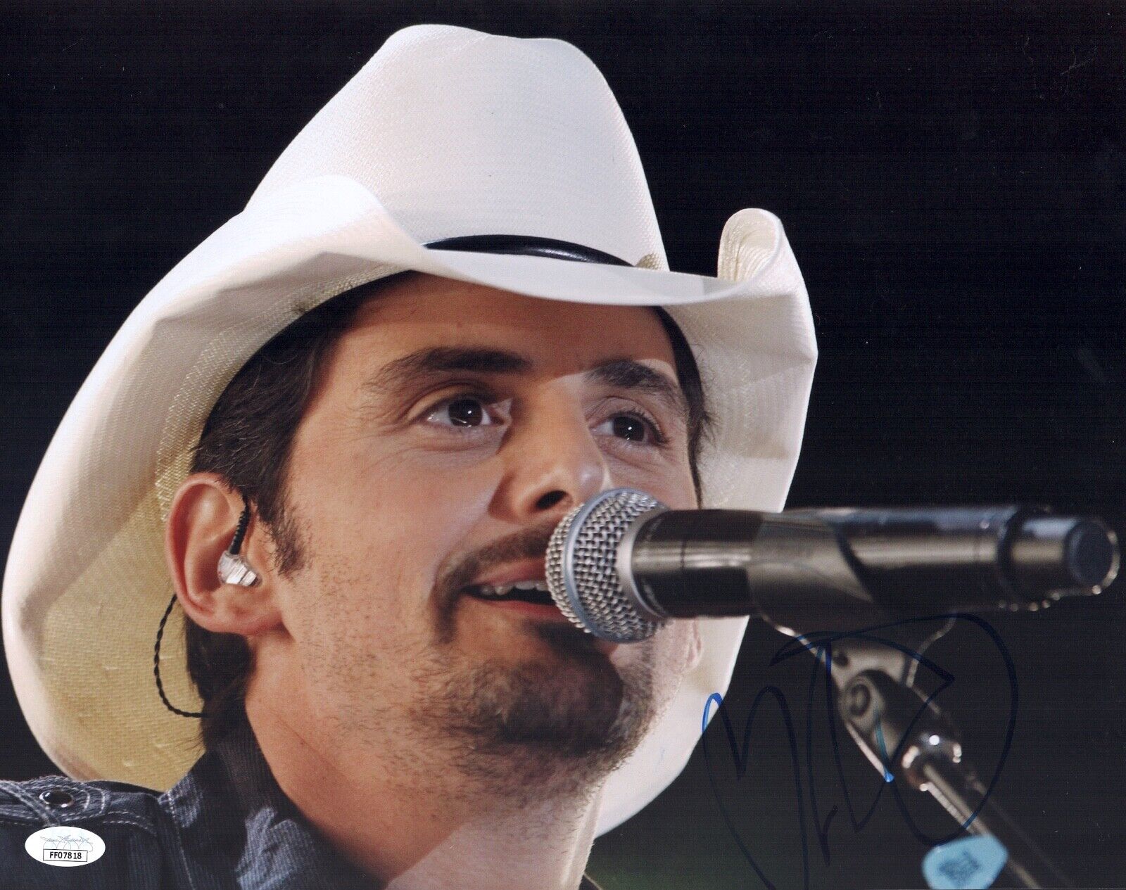 BRAD PAISLEY Signed COUNTRY SINGER 11x14 Photo Poster painting IN PERSON Autograph JSA COA