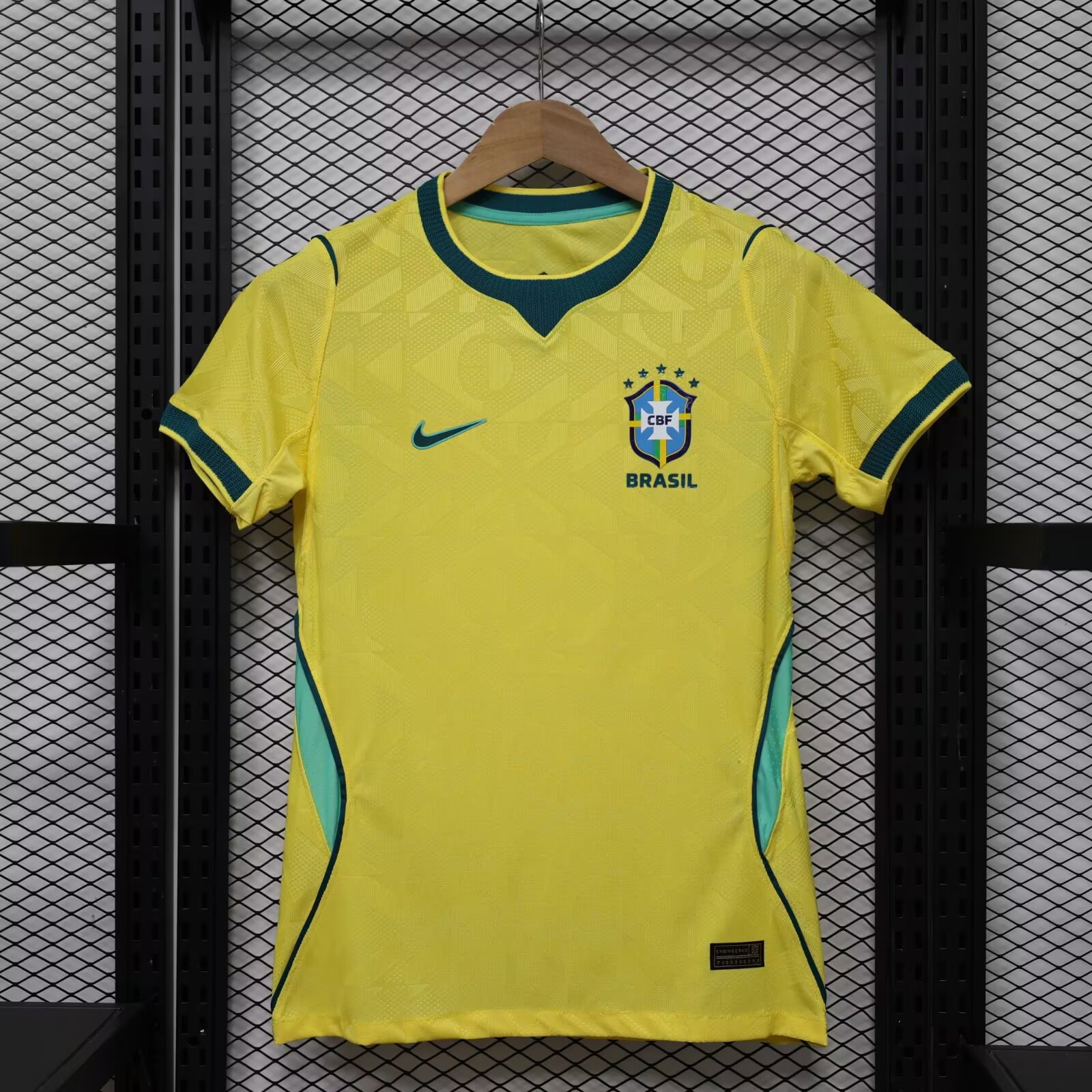 2026 Player Version Women' Sizes Brazil Home Football Jersey（The player version jersey is a bit tight, please pay attention to the size selection）