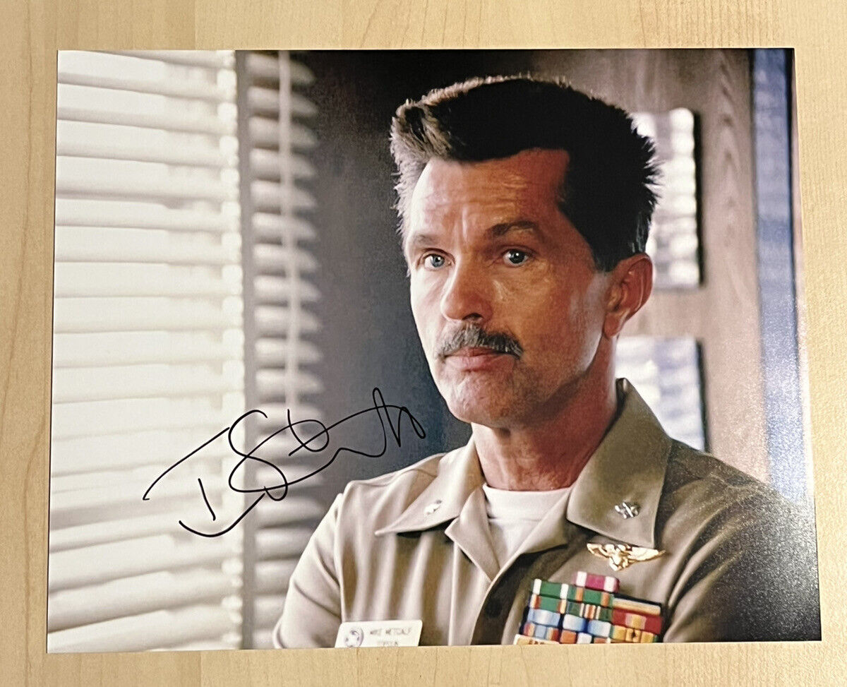 TOM SKERRITT HAND SIGNED 8x10 Photo Poster painting ACTOR AUTOGRAPHED TOP GUN MOVIE RARE COA