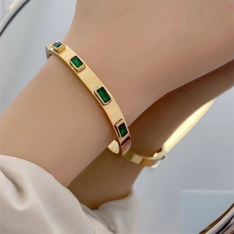 Casual Minimalist Round Square Stripe Stainless Steel Plating Inlay Zircon 18k Gold Plated Bangle