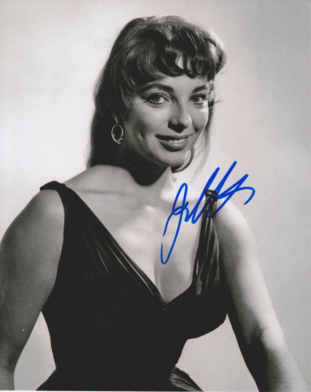 Joan Collins Original Autographed 8X10 Photo Poster painting #32 signed @Hollywood Show -Dynasty