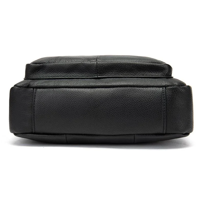 Men's Casual Vintage Style Leather Solid Color Crossbody Bag Shoulder Bag