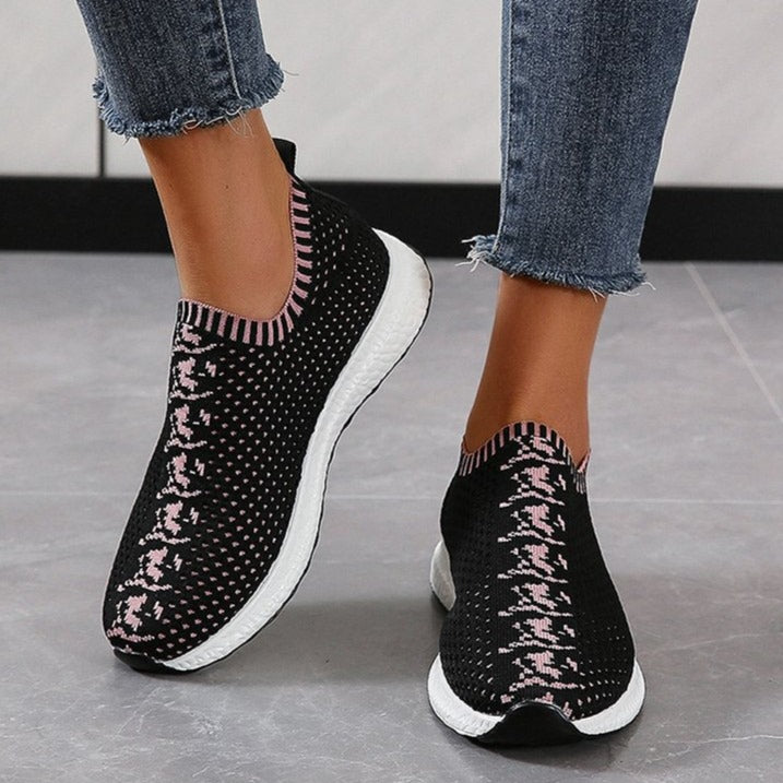 Women's flyknit slip on loafers Stretchy sock sneakers summer lightweight sports shoes