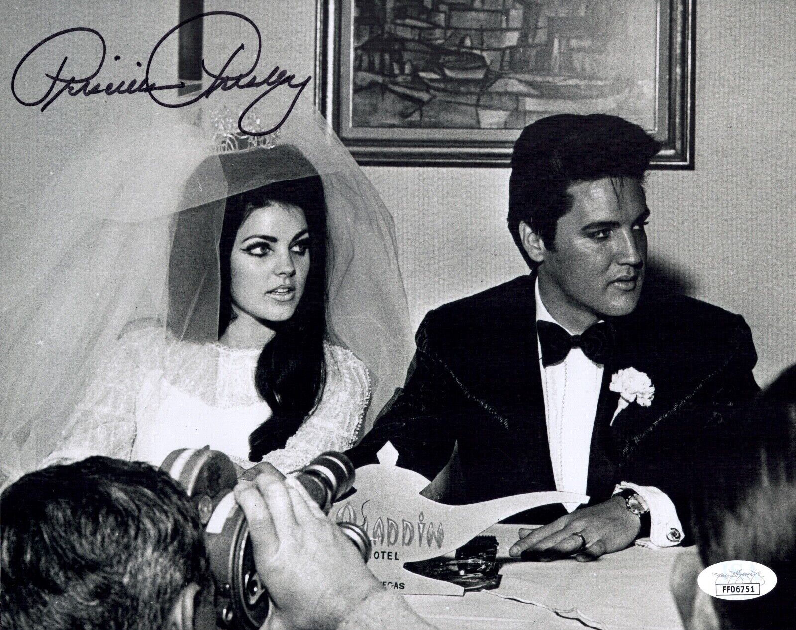 PRISCILLA PRESLEY Signed ELVIS WEDDING 8x10 Photo Poster painting IN PERSON Autograph JSA COA