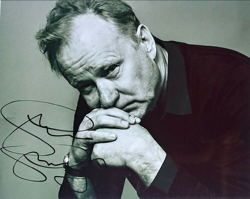 Stellan Skarsgard signed 8 x 10