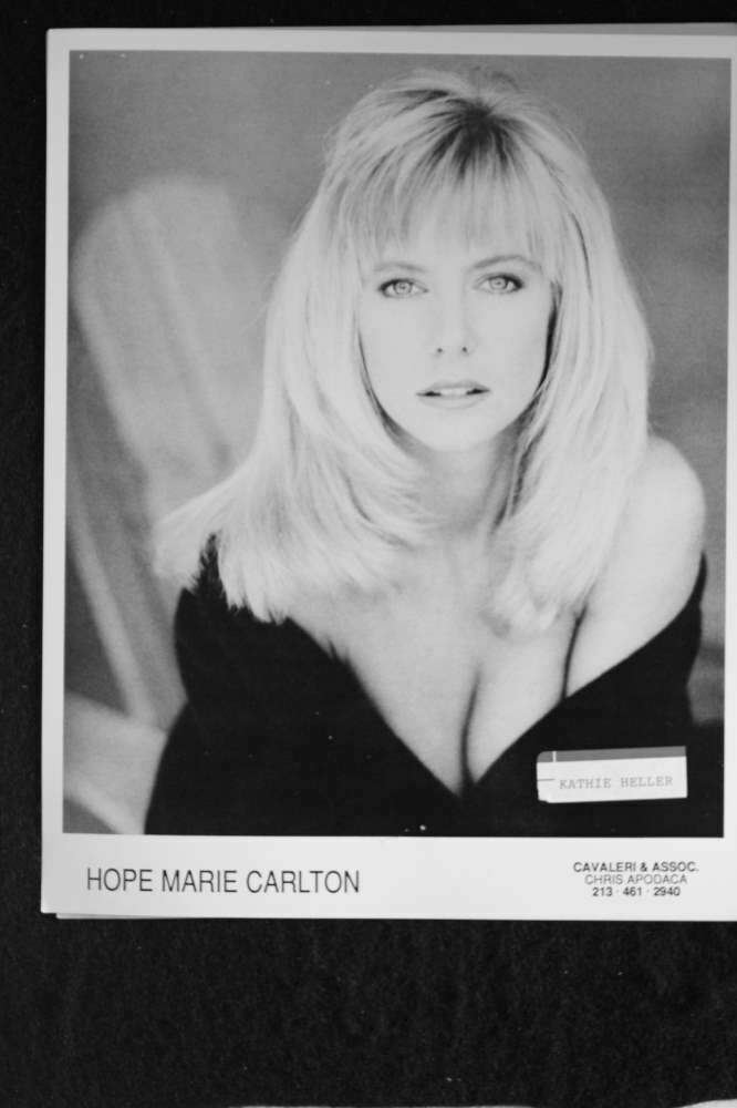 Hope Marie Carlton - 8x10 Headshot Photo Poster painting with Resume - Playboy July 85; The Stan