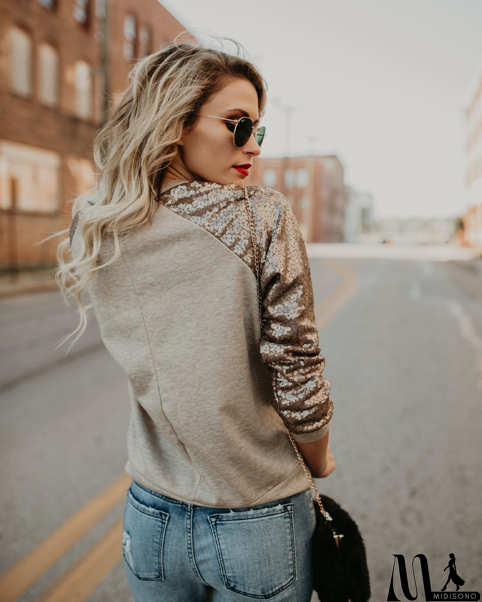 MidiSono - Fashion Round Neck Sequined Long-Sleeved T-Shirt