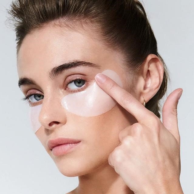 Wrinkle Free Treatment Essence Patches