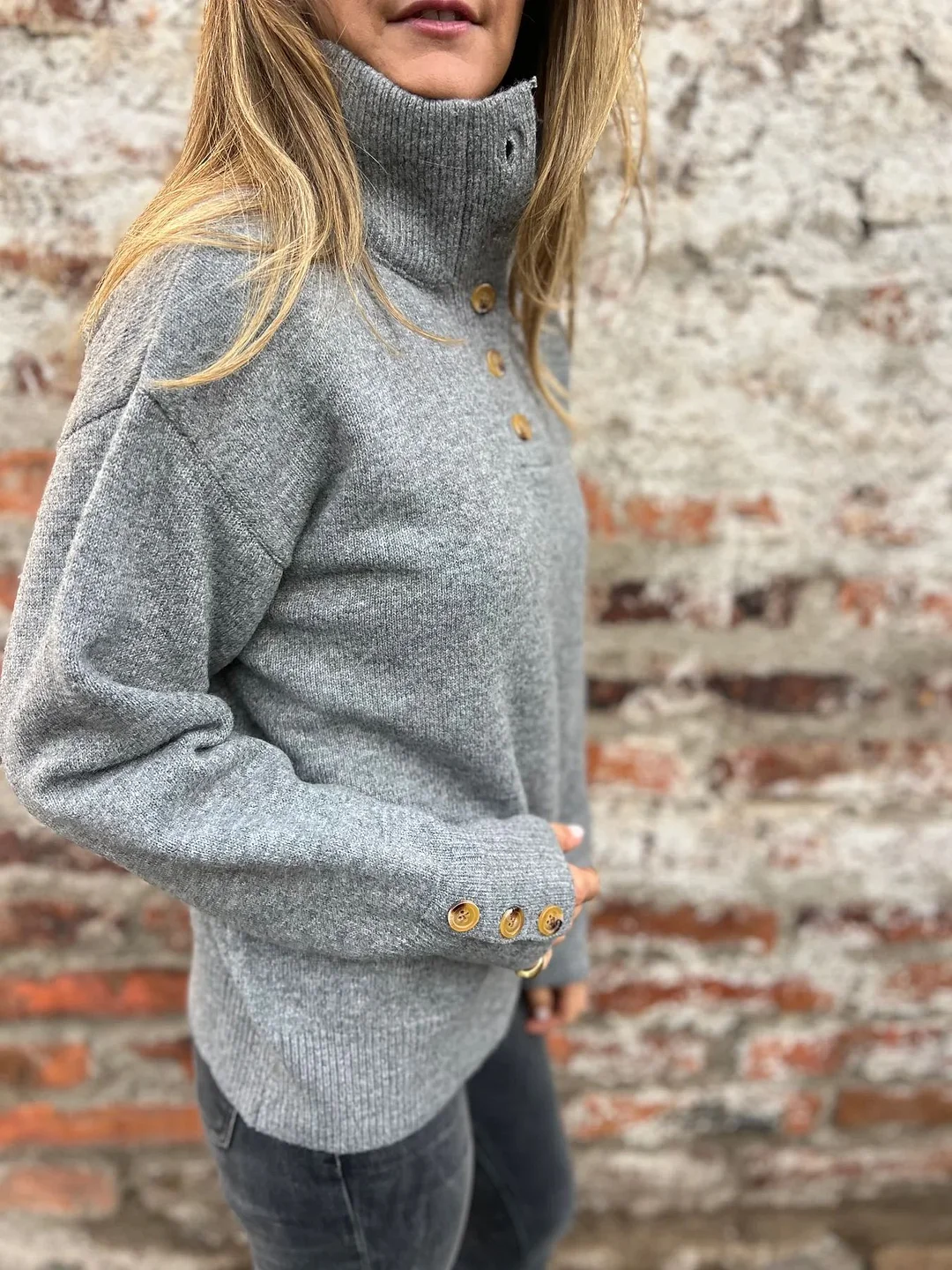 Nigikala Nigikala Li-Necked Knitwear In Autumn/Winter 2025 Solid Color Buttons Casual Loose Sweater For Women