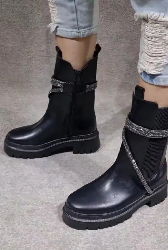 Diamond Chain Boots