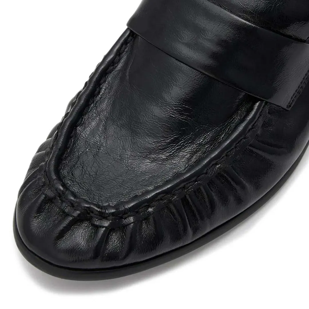 Black Faux Leather Round Toe Flat Scrunch Pull Tab Women's Loafers