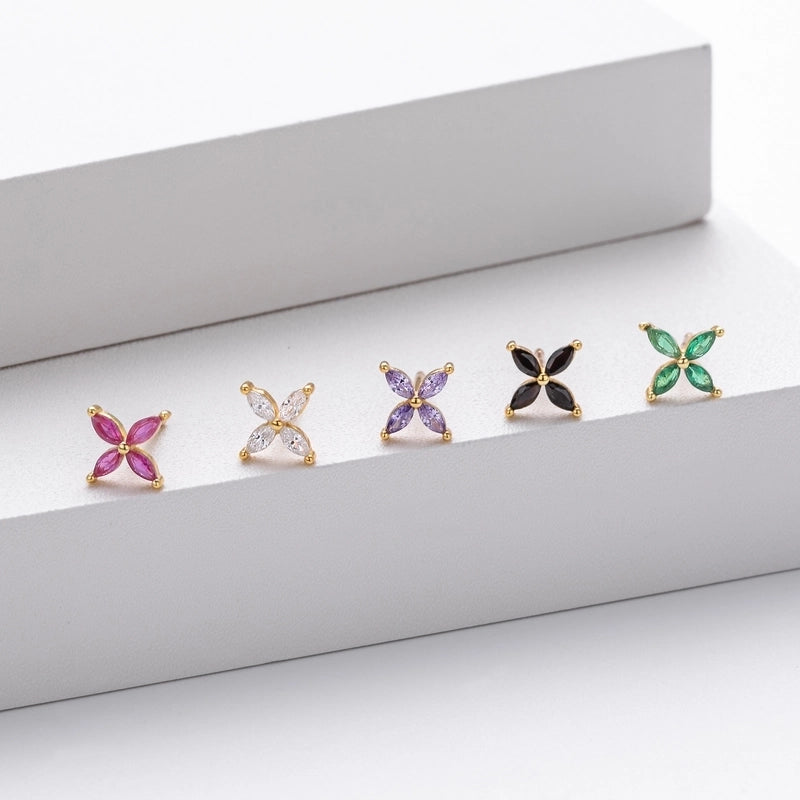 1 Pair 925 Sterling Silver Zircon Flower Ear Studs