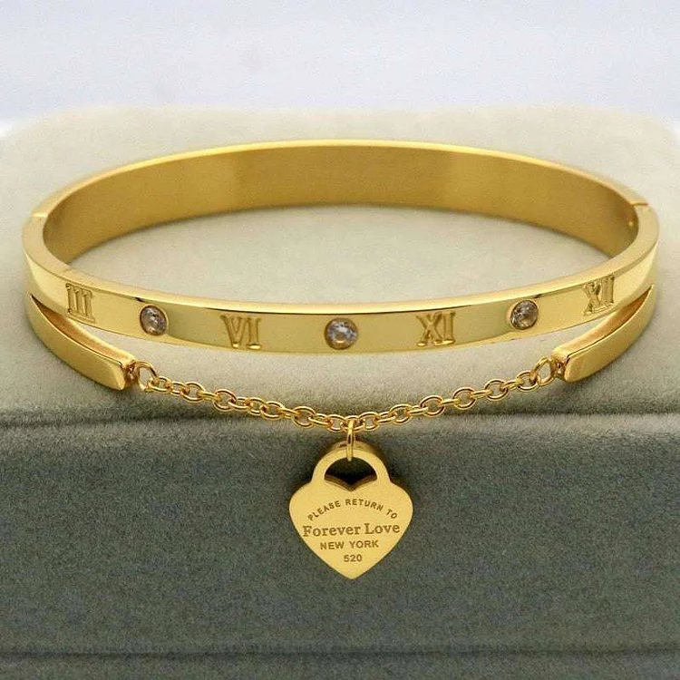 Design Luxury Brand Bracelet Women Hanging Heart Label Forever Love Pulseira Titanium steel Bangle &amp; Bracelets Jewelry