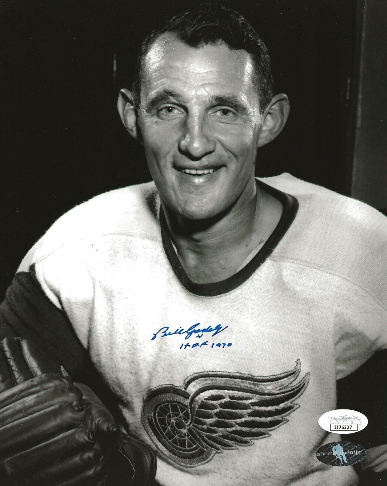 Bill Gadsby signed Detroit Red Wings 8x10 Photo Poster painting W/ HOF Inscription JSA