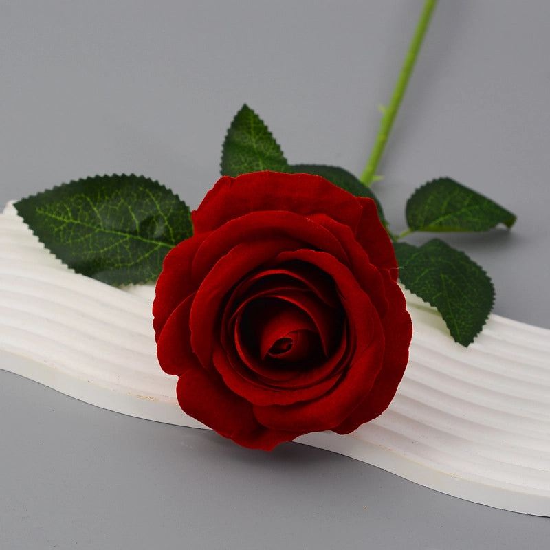 Lifelike Artificial Flowers Suitable For Office Cultural Environment High Quality Silk Flowers