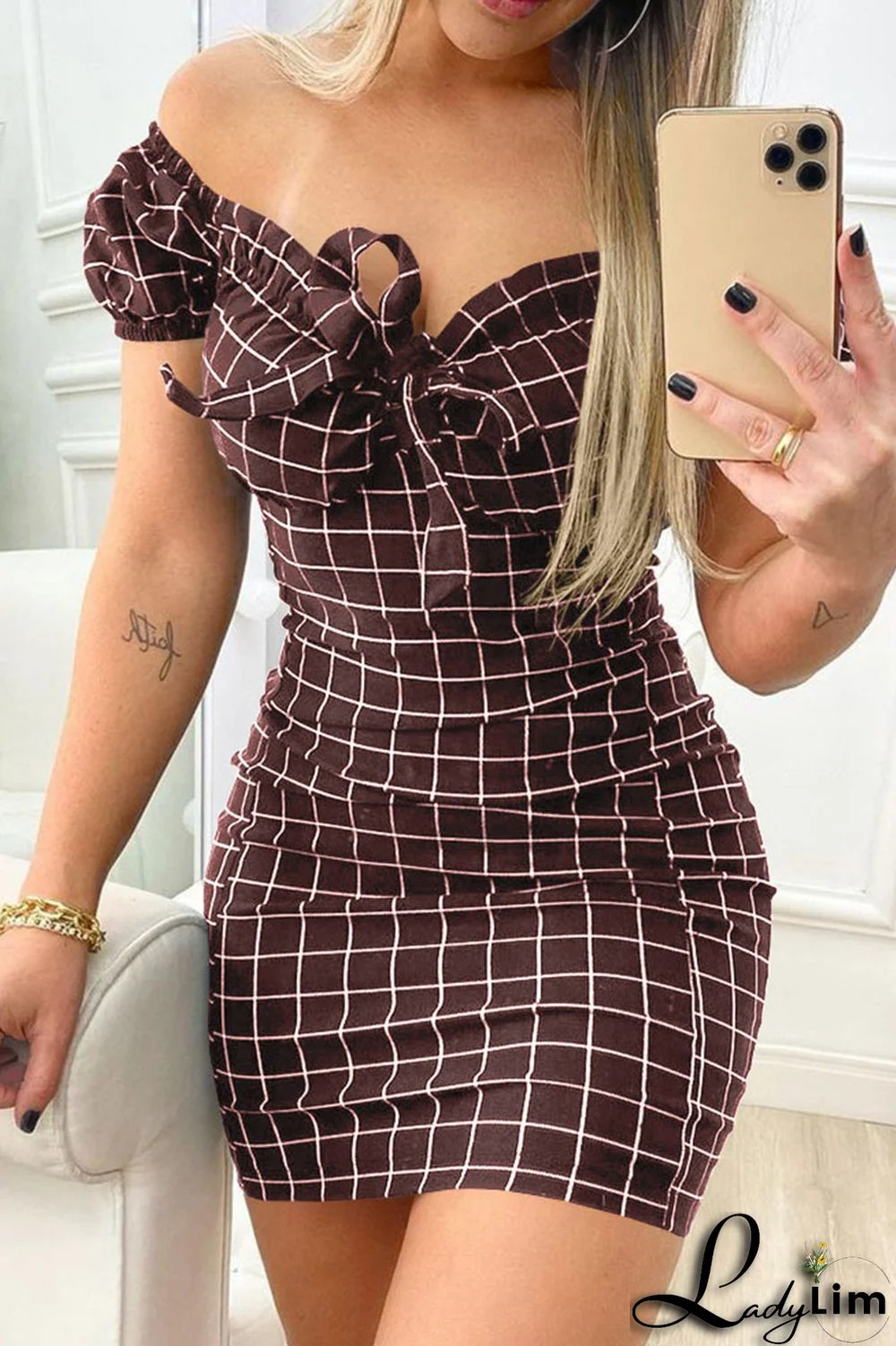 Burgundy Fashion Casual Plaid Print Frenulum V Neck Short Sleeve Dress