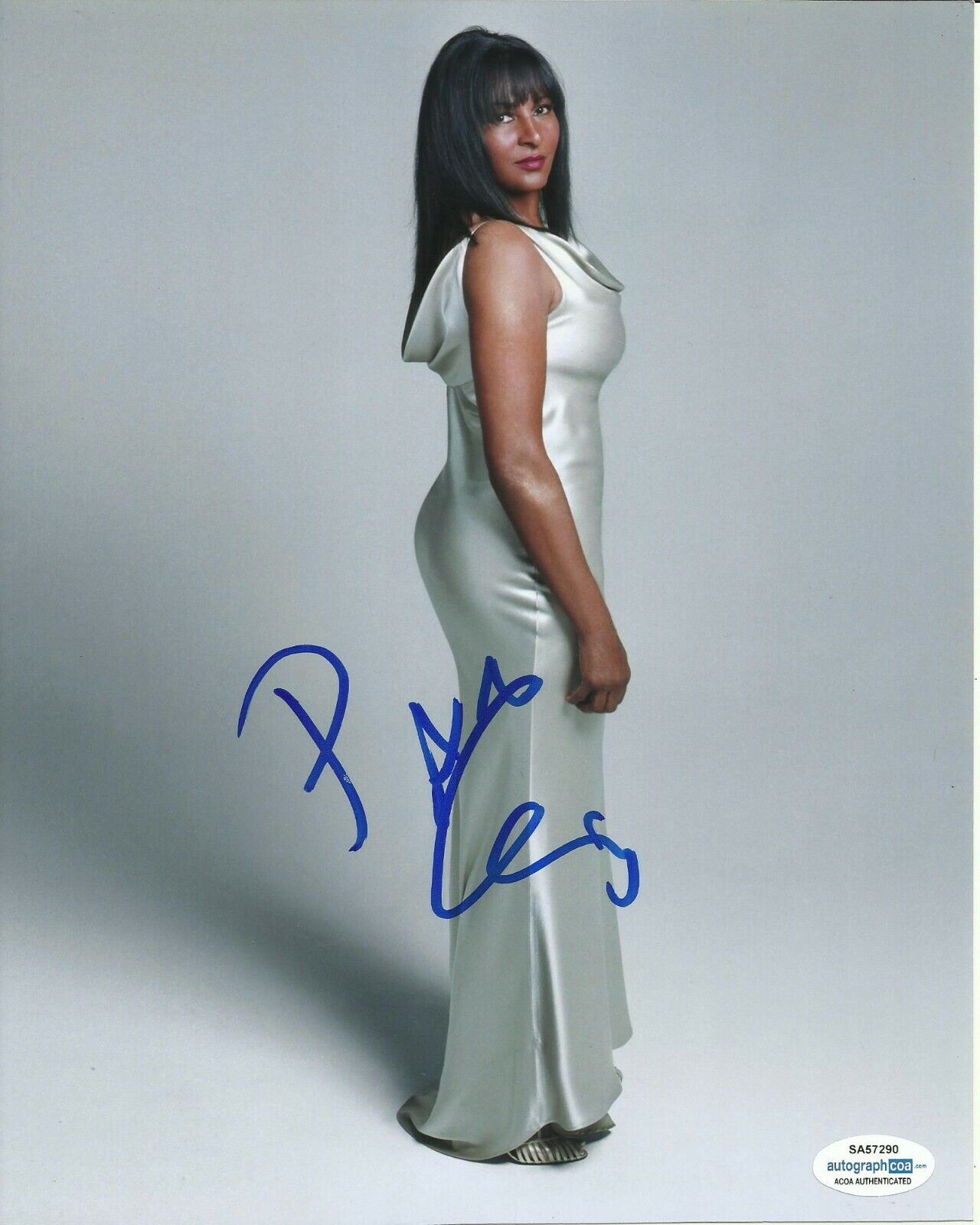 PAM GRIER SIGNED SEXY Photo Poster painting UACC REG 242 FILM AUTOGRAPHS (1) also ACOA cert