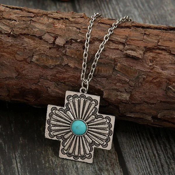 Vintage Boho Turquoise Pendant Necklace