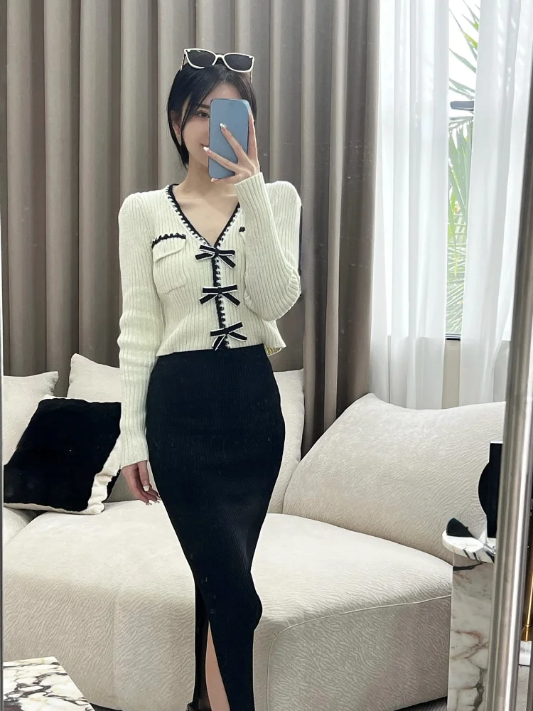 Breakj Knitted Pullover Office Lady 2023 Autumn Casual Long Sleeve Y2k Clothing V-neck Korean Style Fashion Slim Blouse Woman
