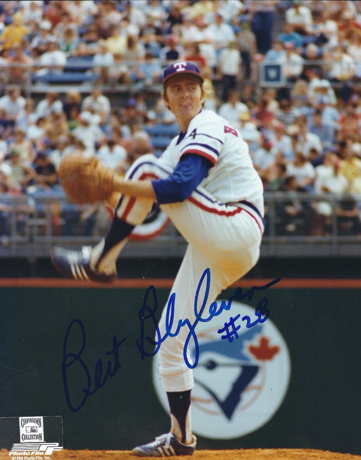 Signed 8x10 Bert Blyleven Texas Rangers Autographed Photo Poster painting - COA