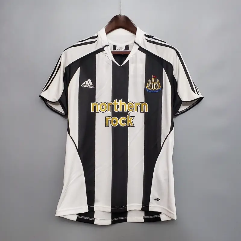 Retro 2005-06 Newcastle United Soccer Jersey Home