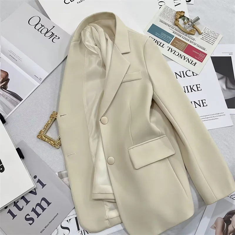 Toloer Toloer Jacket Female Korean Joker 2024 Spring And Autumn New Korean Version White Temperament Casual Metal Buckle Small Suit Female-Outfit Ideas