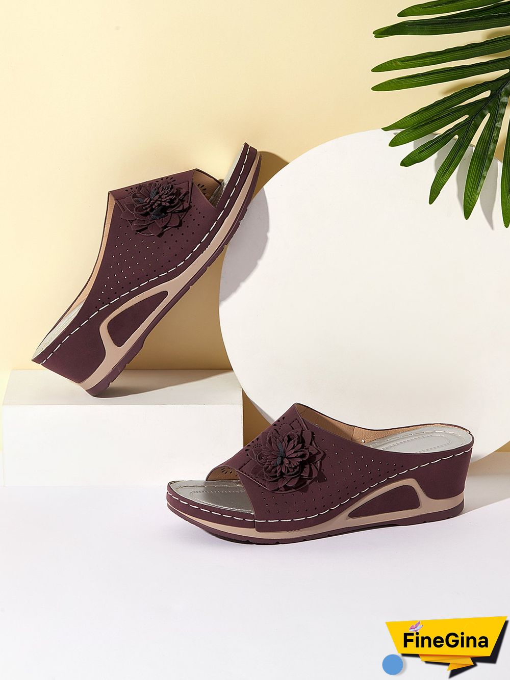 3D Floral Cutout Upper Vintage Bohemian Wedge Slippers