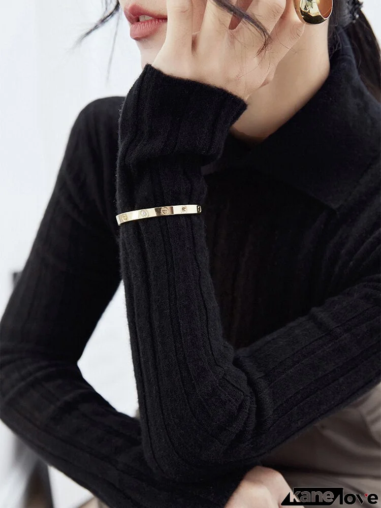 Women's Acrylic Turn-Down Collar Knitted Pattern Casual Sweater
